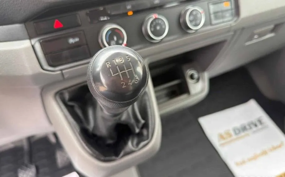 volkswagen crafter 2.0 35 tdi putnički 8 + 1 sjedišta - slika 21