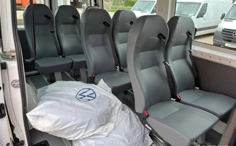 volkswagen crafter 2.0 35 tdi putnički 8 + 1 sjedišta - slika 26
