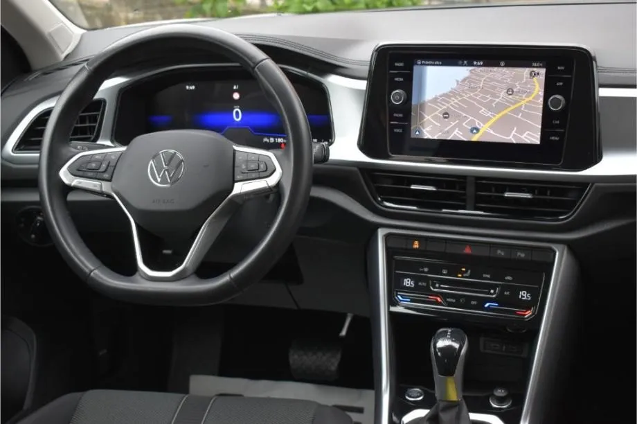 volkswagen t-roc 2.0 tdi automatik dsg,life-facelift - slika 11