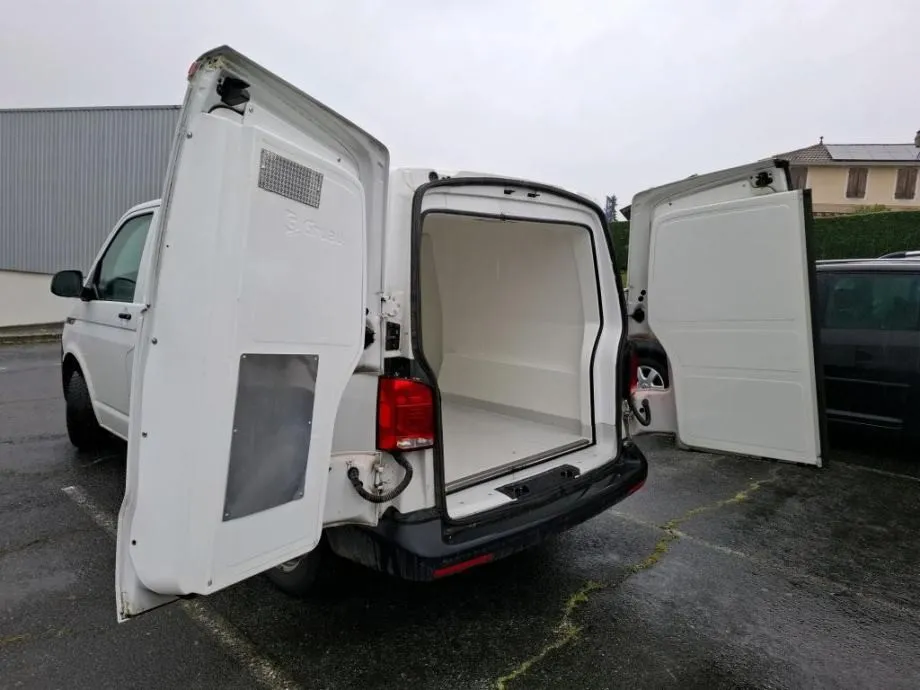 volkswagen t6 transporter 2.0 tdi 3 sjedala-hladnjača, 2021 god. - slika 3