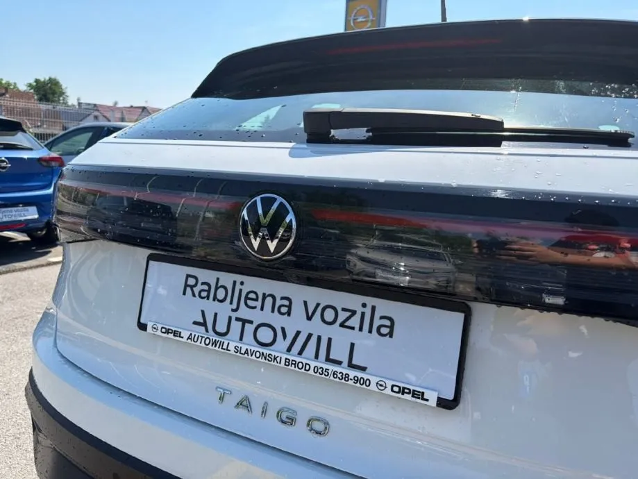 volkswagen taigo 1,0 - slika 12