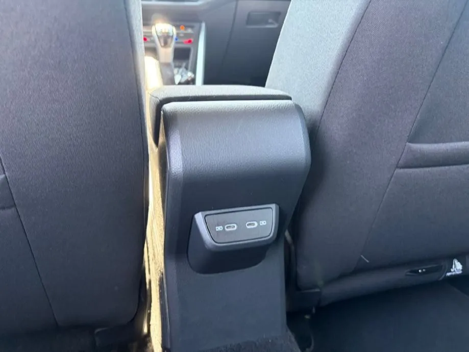 volkswagen taigo 1,0 - slika 20