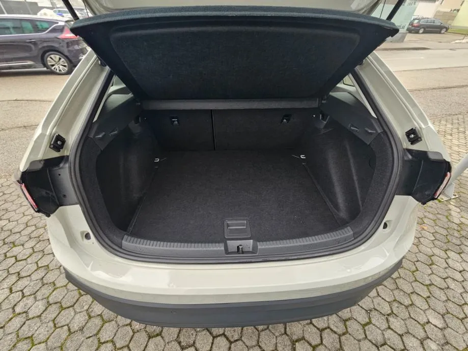 volkswagen taigo 1.0 tsi 4all 85kw - slika 6