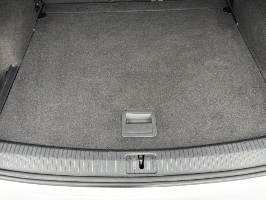 volkswagen tiguan 2.0 tdi life dsg 4motion - slika 12