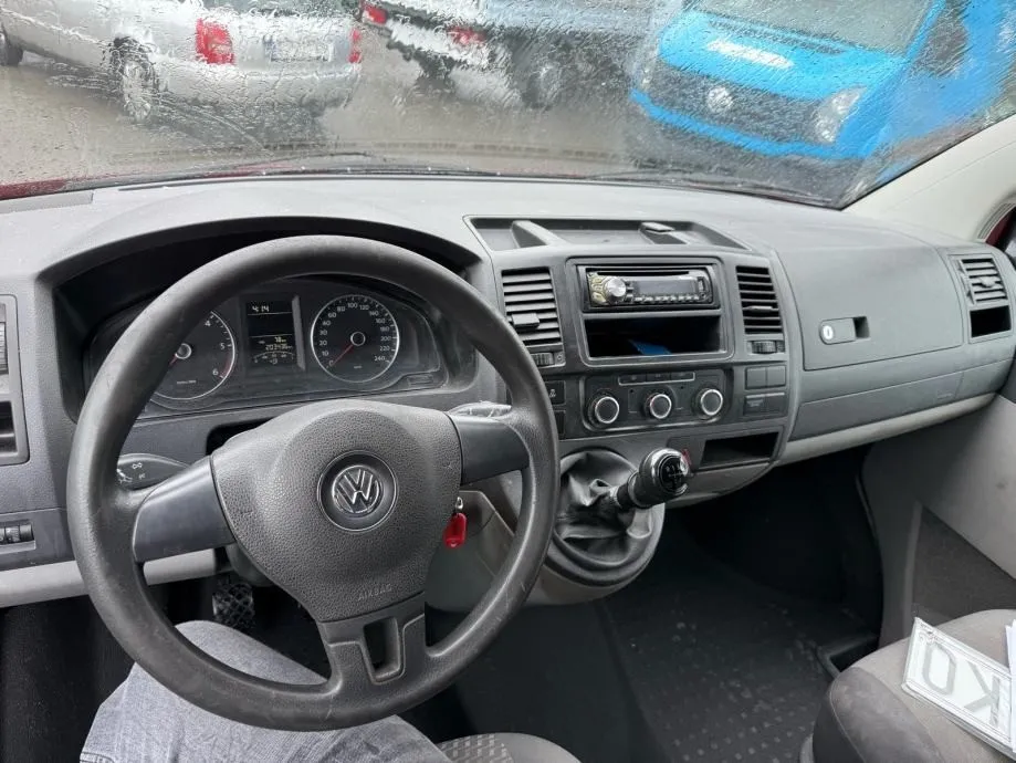 volkswagen transporter t5 sa policama, 2012 god. - slika 9