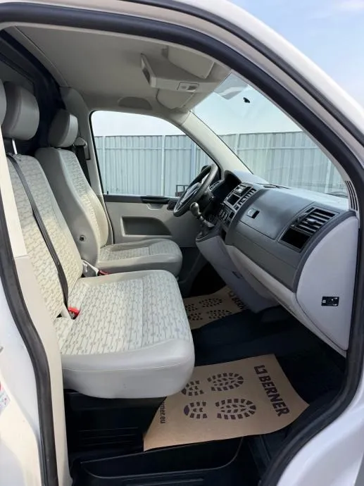 volkswagen transporter t5, 2013 god. - slika 9