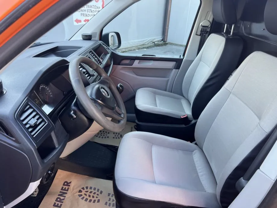 volkswagen transporter t6, 2015 god. - slika 11