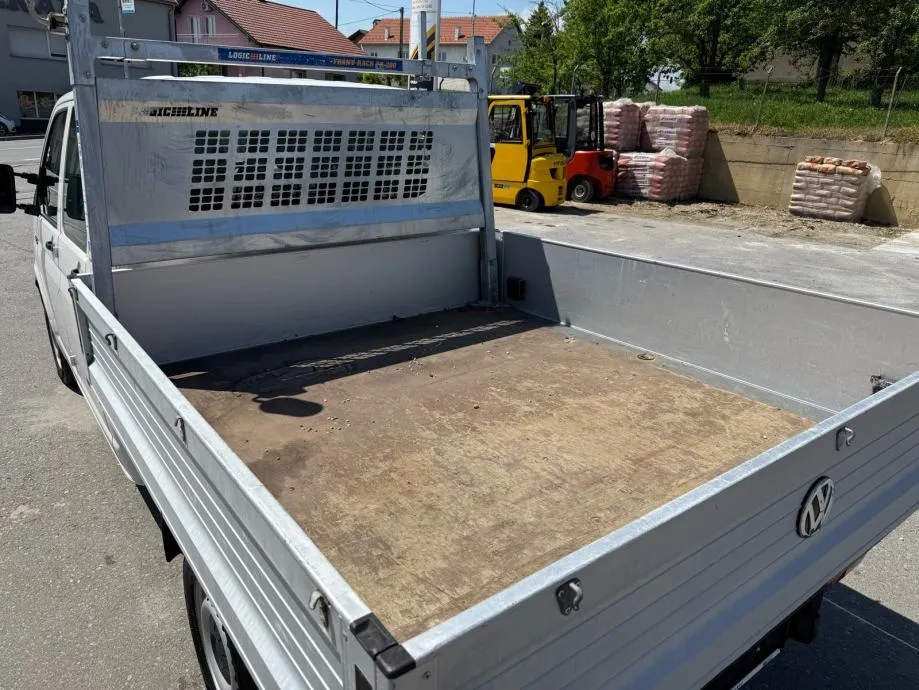 volkswagen transporter t6, 2017 god. - slika 9