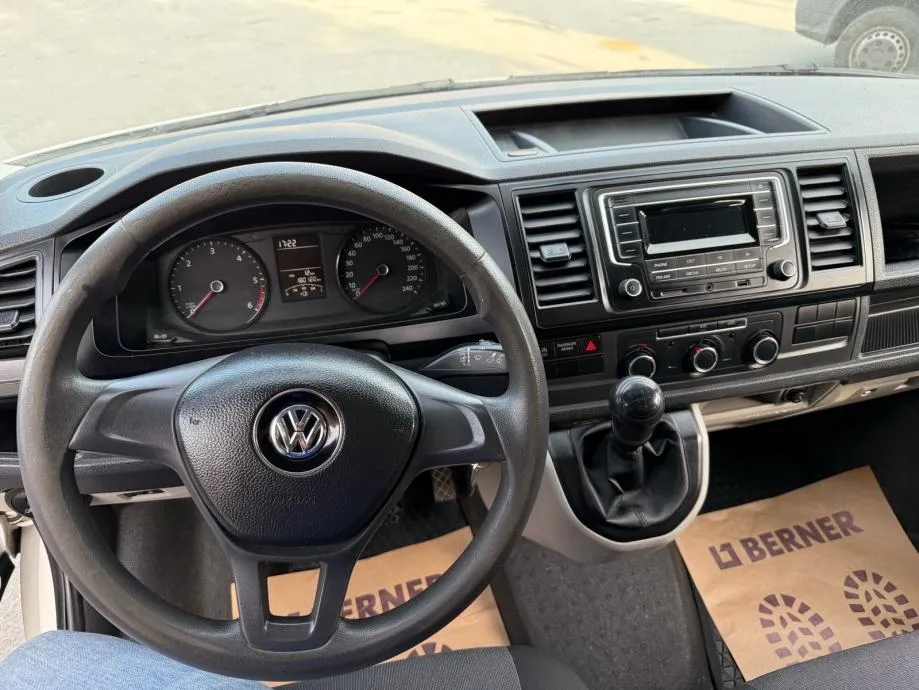 volkswagen transporter t6, 2017 god. - slika 13