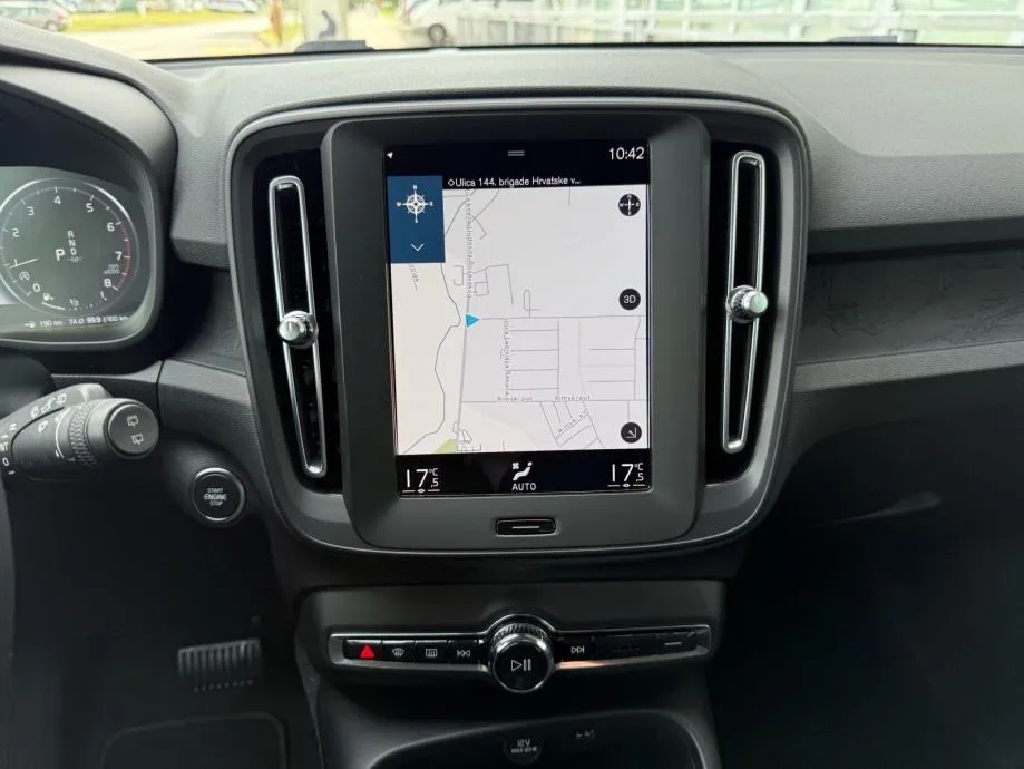 volvo xc40 t2 automatik °virtual°navi°adaptivni temp.°leasing bez učeš - slika 14