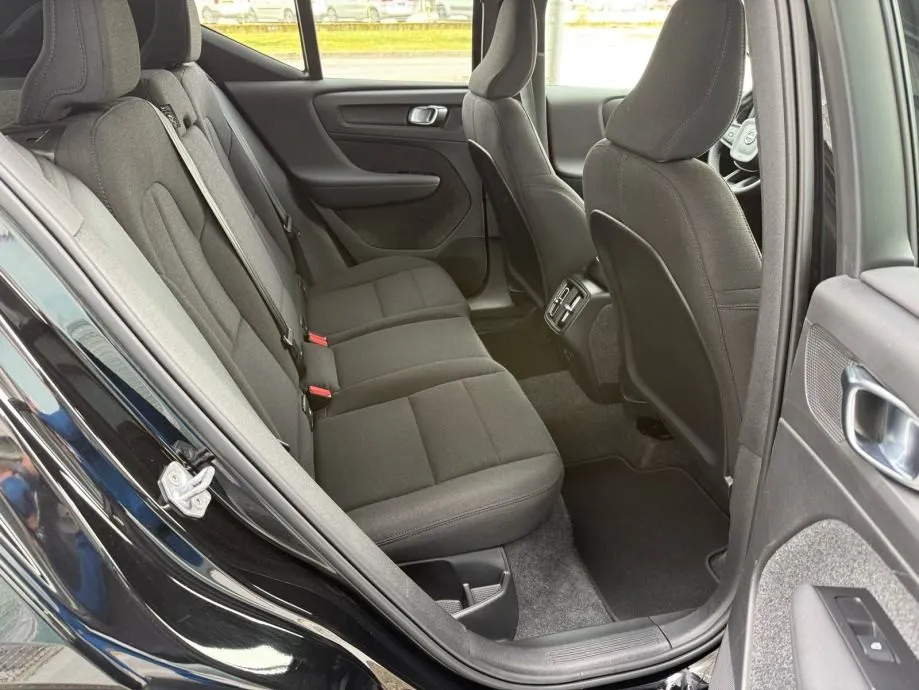 volvo xc40 t2 automatik °virtual°navi°adaptivni temp.°leasing bez učeš - slika 22