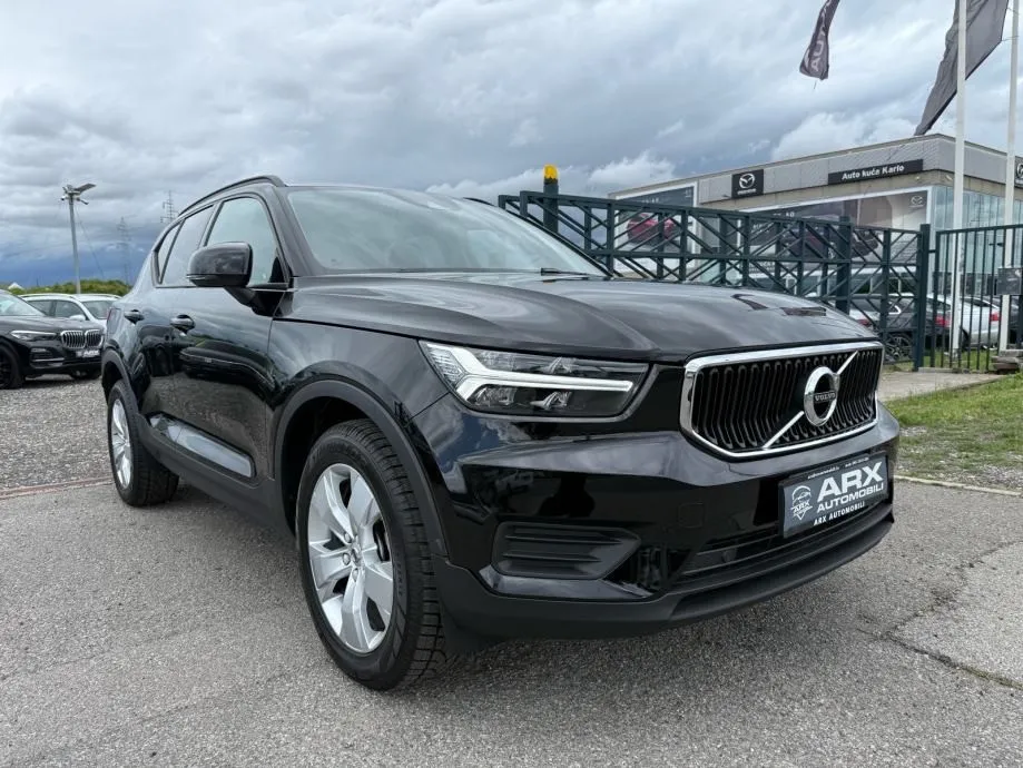 Volvo XC40 T2 AUTOMATIK °VIRTUAL°NAVI°ADAPTIVNI TEMP.°LEASING BEZ UČEŠ - Sesvete, Zagreb
