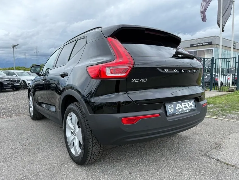 volvo xc40 t2 automatik °virtual°navi°adaptivni temp.°leasing bez učeš - slika 8