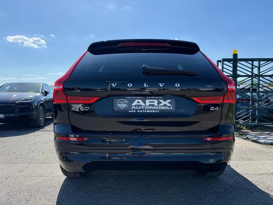 volvo xc60 b4 automatik °virtual°navi°kamera°u pdv-u°leasing bez učešć - slika 7