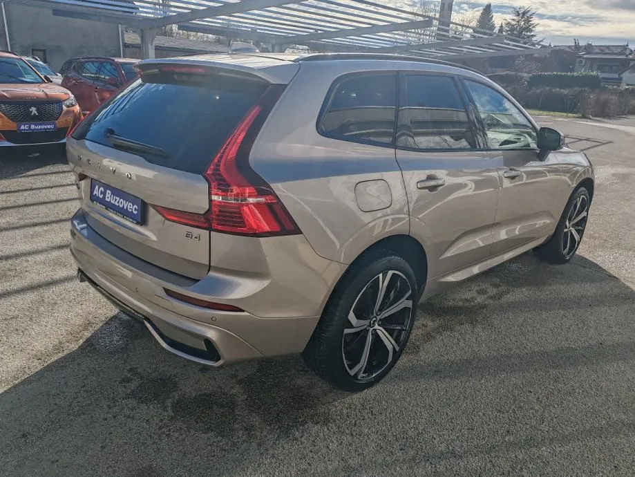 volvo xc60 b4 - slika 12