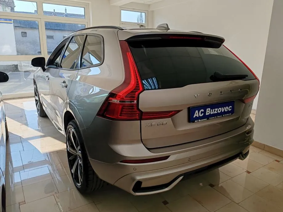 volvo xc60 b4 - slika 2