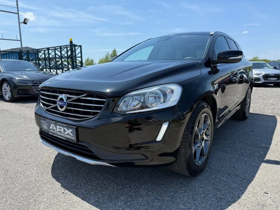 volvo xc60 d4 ocean race automatik °navi°koža°kamera°reg:4/2027° - slika 17