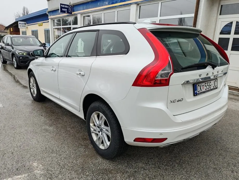 volvo xc60 fwd d4 - slika 5
