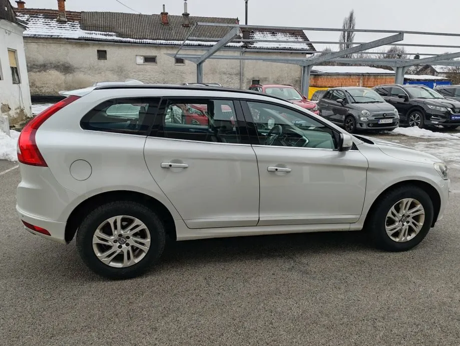 volvo xc60 fwd d4 - slika 4