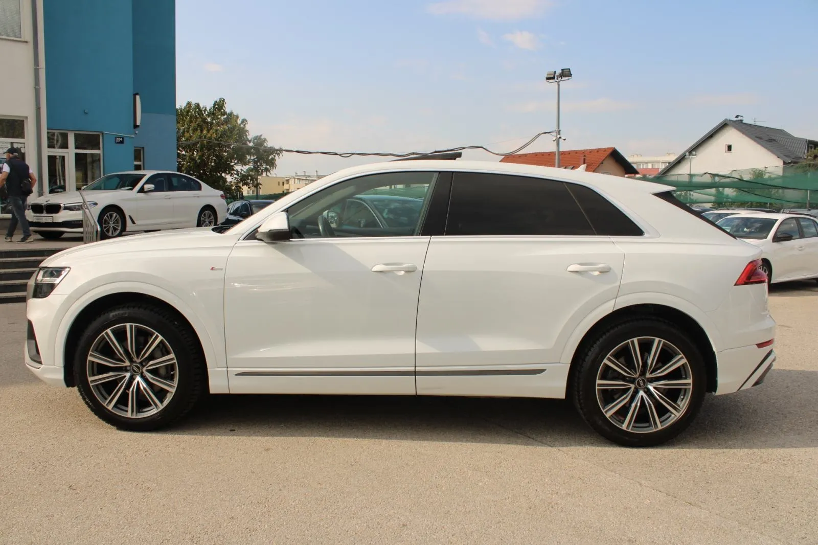 audi q8 50 tdi quattro s-line automatik *panorama, virtual, kamera* - slika 8