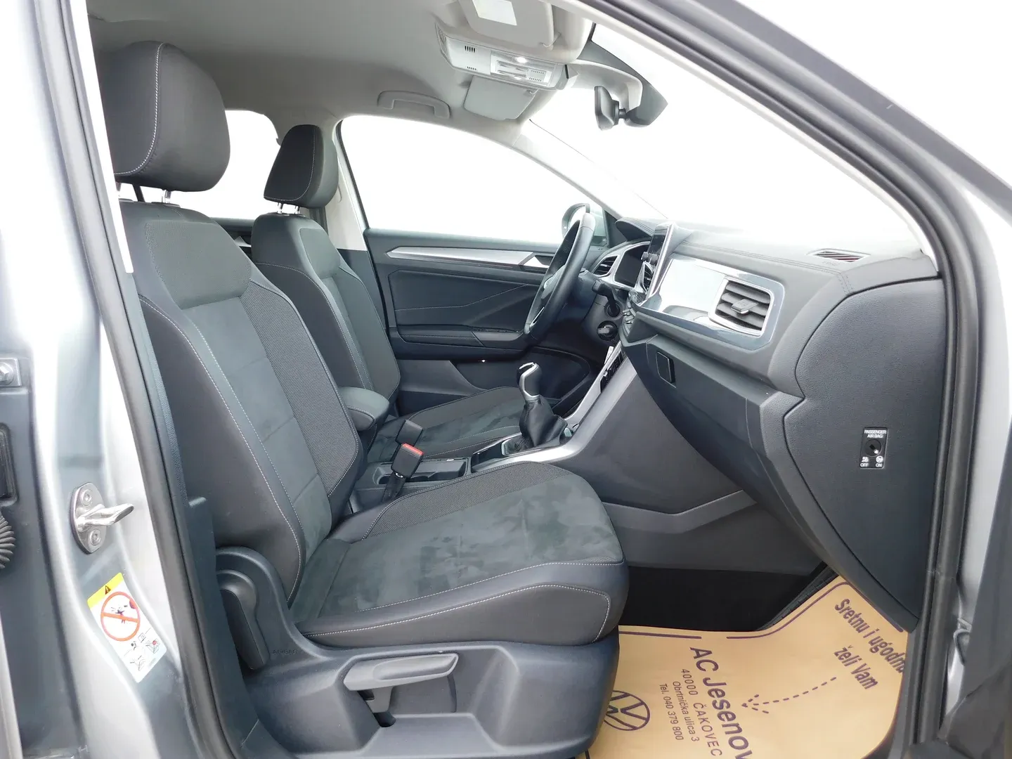10488 volkswagen t-roc 2.0 tdi style - slika 12