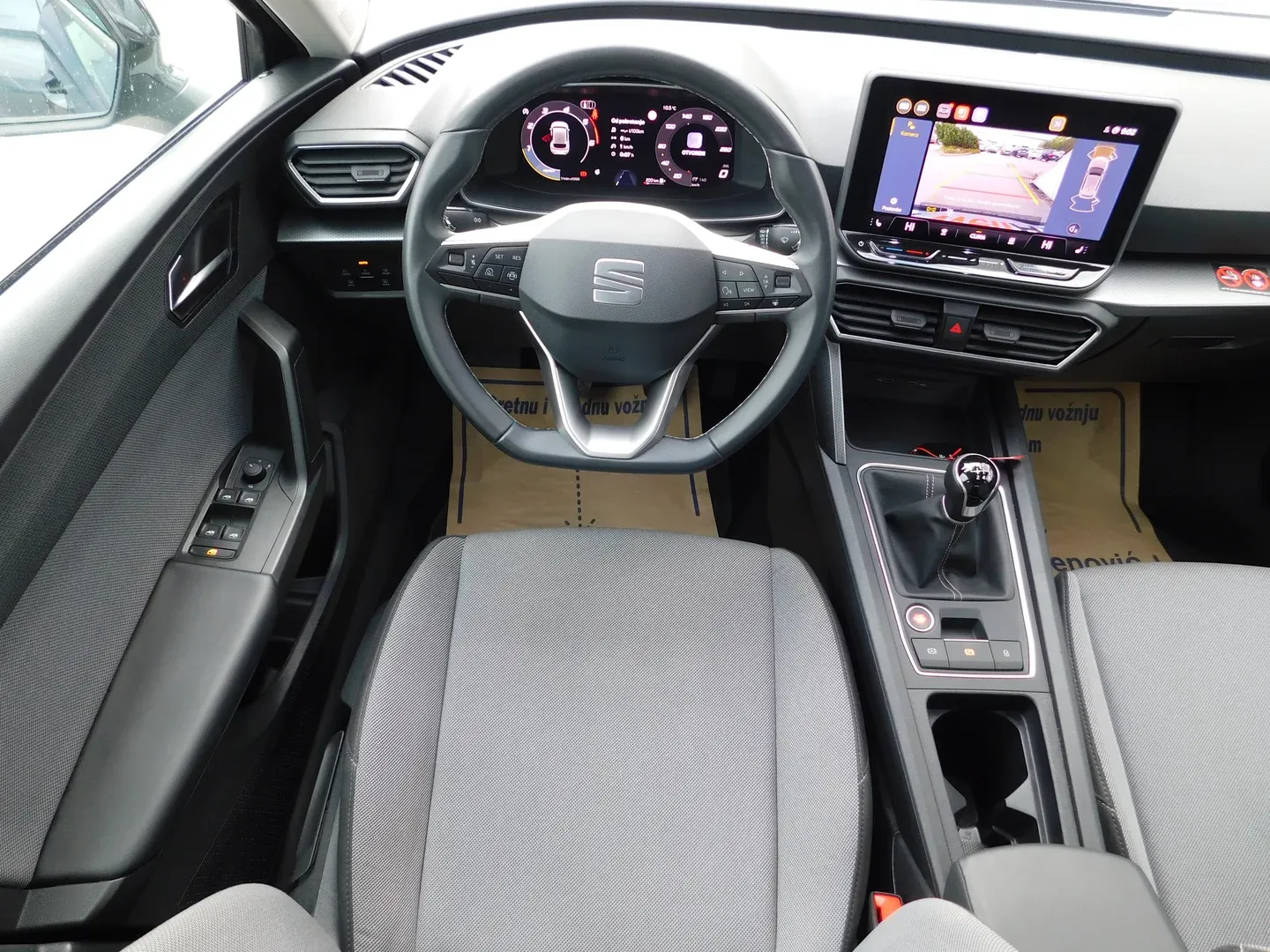 12588 seat leon 2.0 tdi evo style - slika 10