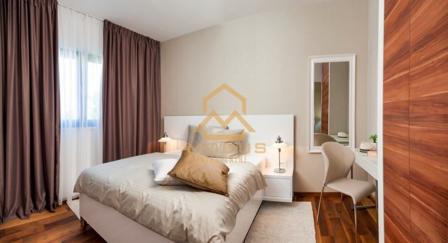 okrug gornji - luksuzna villa 2. red od mora (prodaja) - slika 9