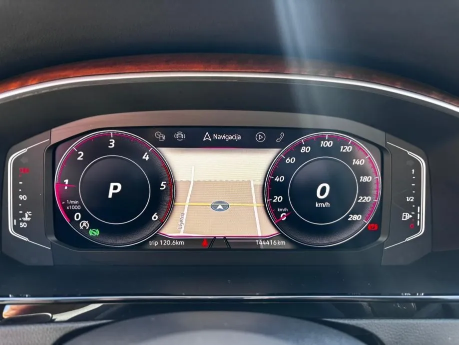 vw arteon 2,0 automatik •2021•147 kw•iqlight•pano•kam•leasingbezučešća - slika 12