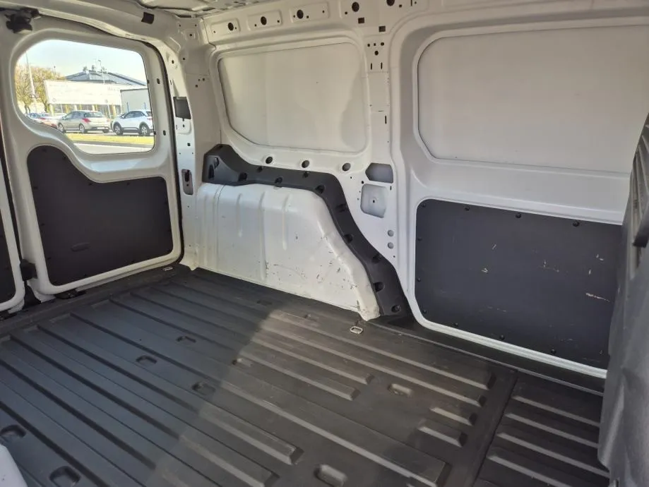 vw caddy 2.0 tdi maxi, odlično stanje, garancija na vozilo..., 2022 go - slika 9