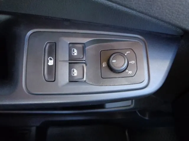 vw caddy cargo 2,0 tdi ;71tkm;basis;klima:str park senzori;230v;2022g, - slika 20