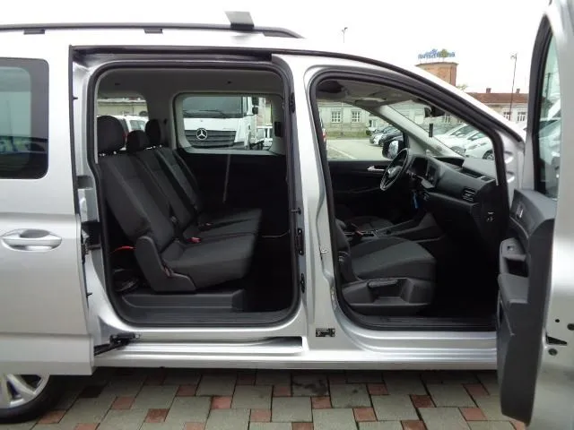 vw caddy maxi 2,0 tdi dsg life/pdv/temp/kam/lanas/mfu/mrkut/grsj/fras - slika 24