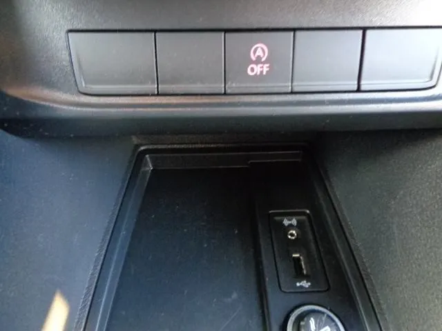 vw caddy maxi furgon 2,0 tdi; hr auto; 52 tkm;bluetooth:app, 2018 god. - slika 19