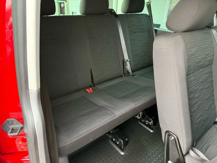 vw caravelle 2,0 tdi dsg 9sj navi°kamera°grijanje sj.°leasing°reg:3/27 - slika 19