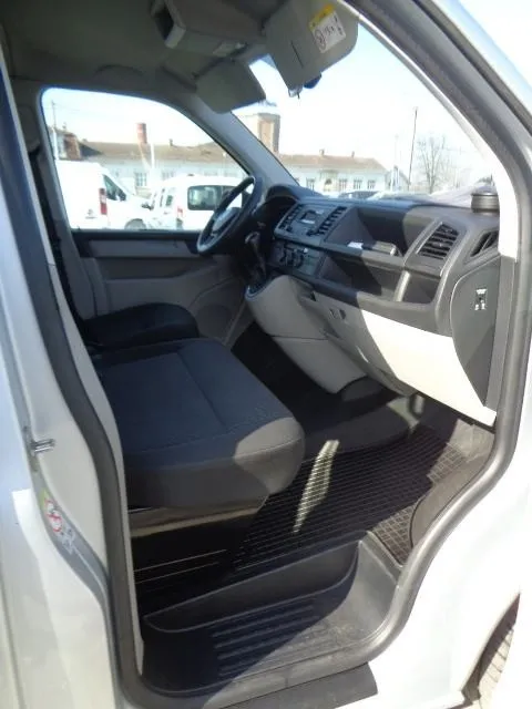 vw caravelle 2,0 tdi dsg automatik,150ks,hr auto,u sus pdv-a,novo! - slika 14