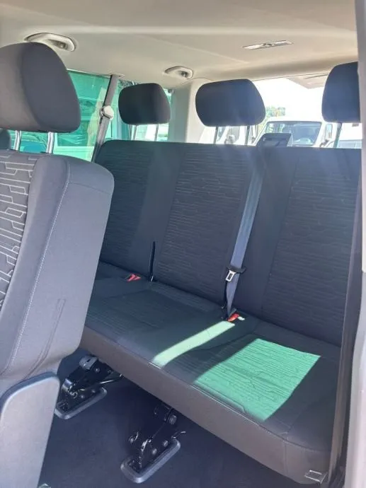 vw caravelle 2,0 tdi dsg;pdv;9sjed;park senz;app;navi;tempo;70tkm;mfu; - slika 10