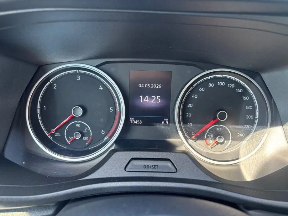 vw caravelle 2,0 tdi dsg;pdv;9sjed;park senz;app;navi;tempo;70tkm;mfu; - slika 17