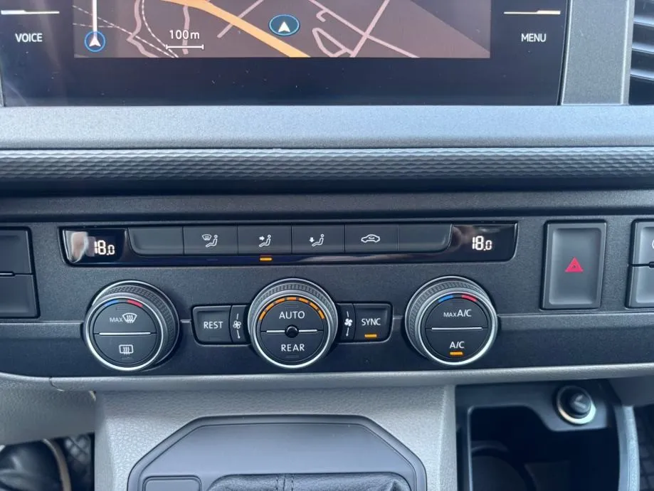 vw caravelle 2,0 tdi dsg;pdv;9sjed;park senz;app;navi;tempo;70tkm;mfu; - slika 20