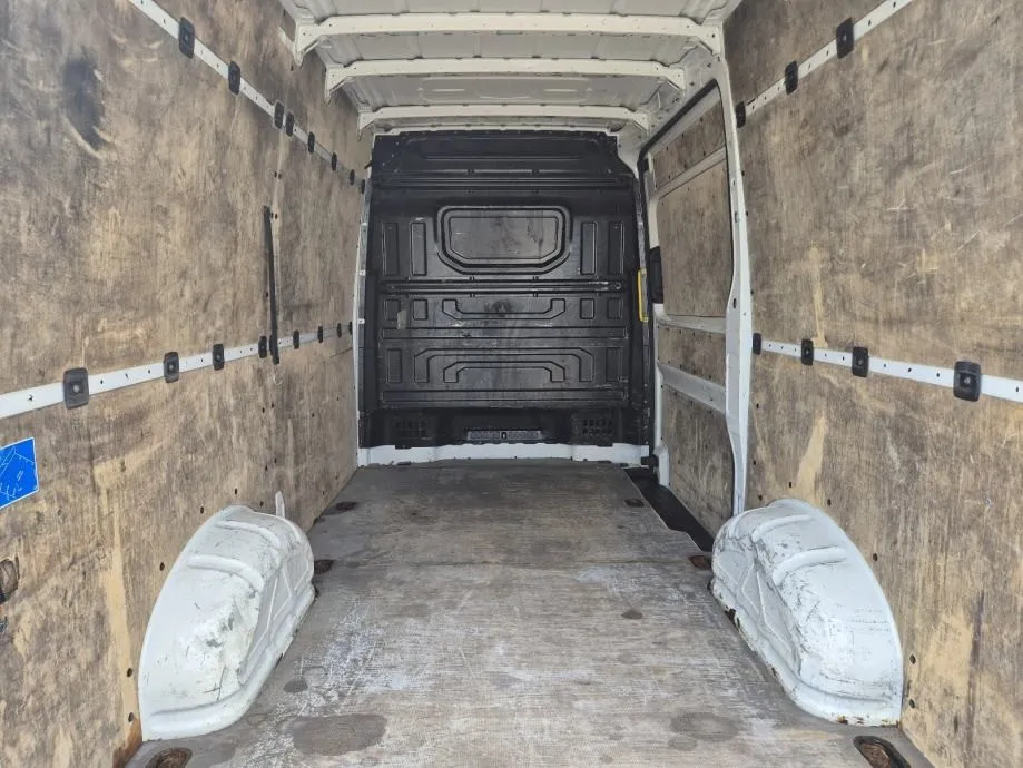 vw crafter 2.0 tdi, l3h3, odlično stanje, garancija na vozilo..., 2020 - slika 10