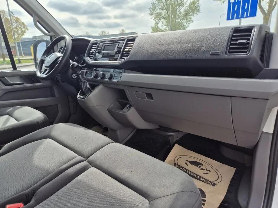 vw crafter 2.0 tdi, l3h3, odlično stanje, garancija na vozilo..., 2020 - slika 11
