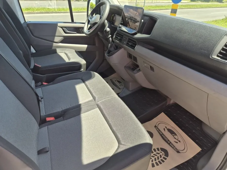 vw crafter 2.0 tdi, l3h3, redizajn, odlično stanje, garancija.., 2025 - slika 11