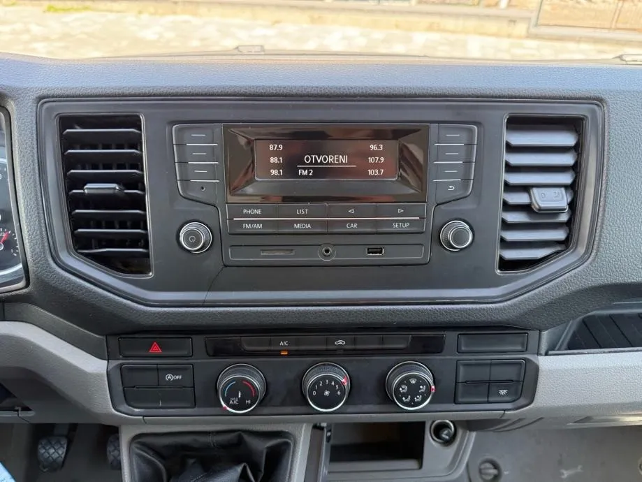 vw crafter 2.0tdi dupla kabina°6-sjedala°kuka°klima°leasing bez učešća - slika 13