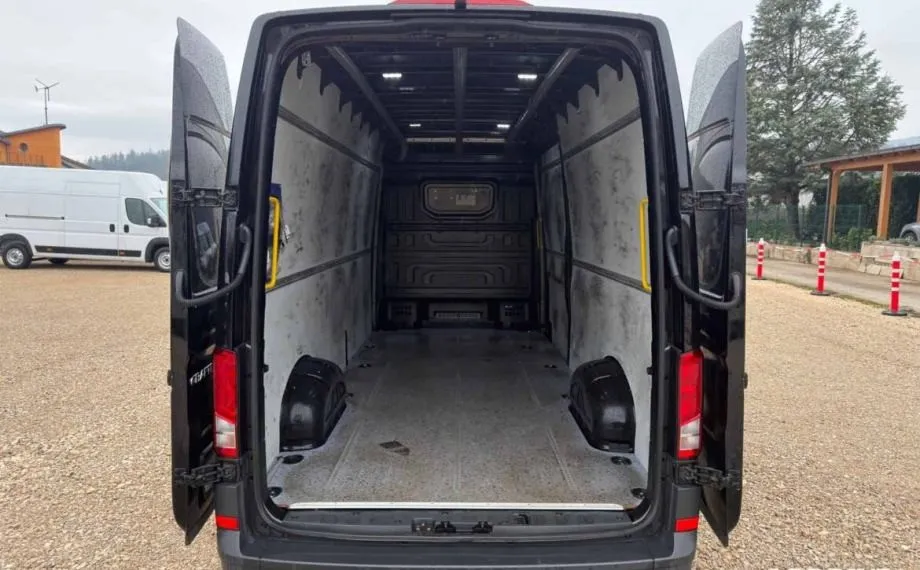volkswagen crafter 2.0 tdi 177 ks maxi “l4h3”, 2023 god. - slika 9