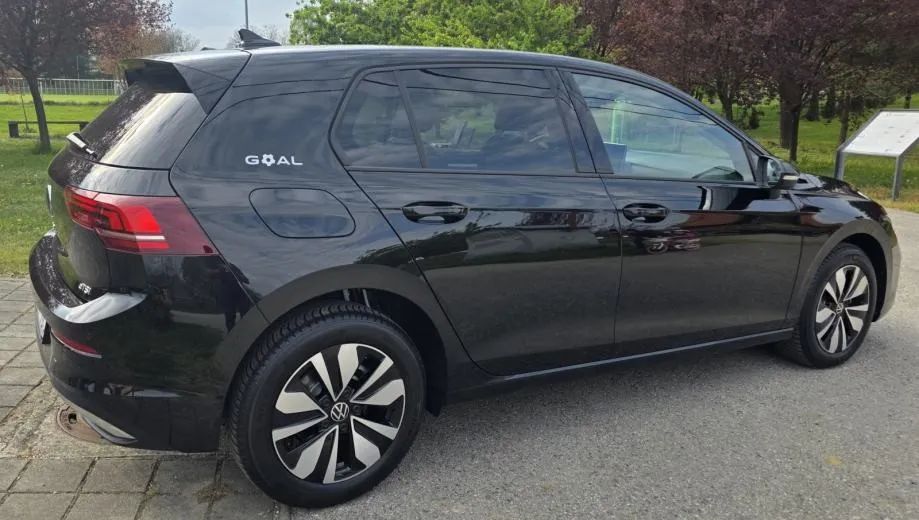 vw golf 8 1,5 etsi - slika 13