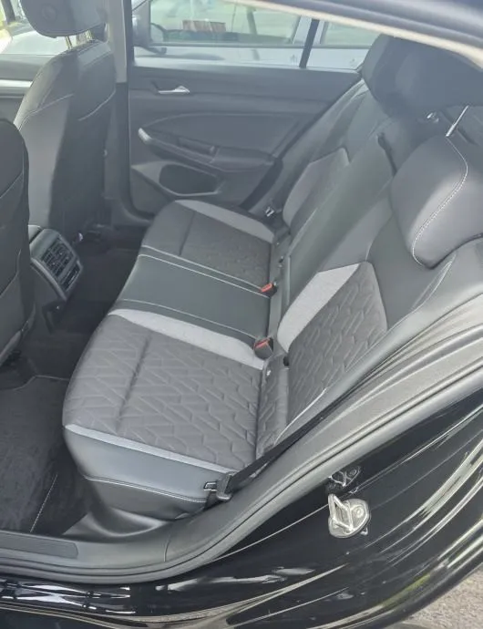 vw golf 8 1,5 etsi - slika 7