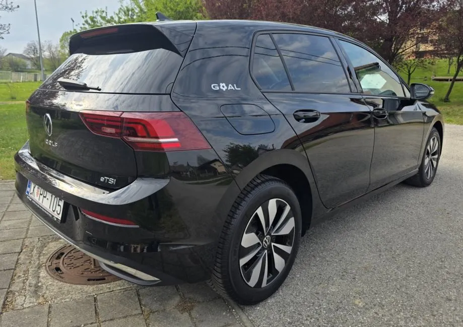 vw golf 8 1,5 etsi - slika 10