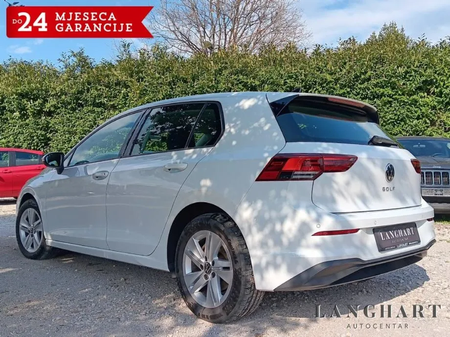 vw golf 8 2,0 tdi,dsg,hr-vozila,servisna,reg.08/26, leasing bez učešća - slika 3