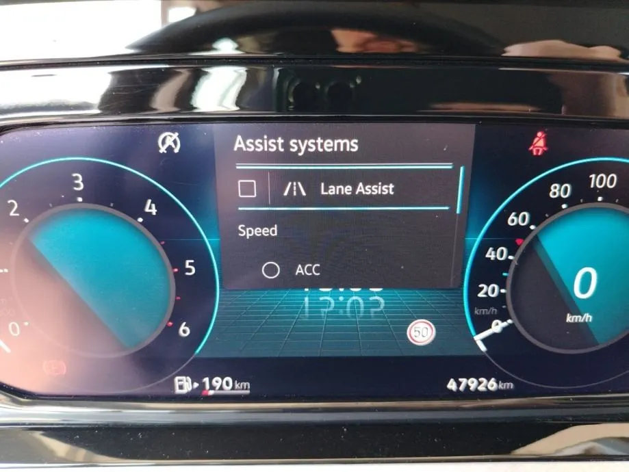 vw golf 8 2,0 tdi dsg life - slika 17