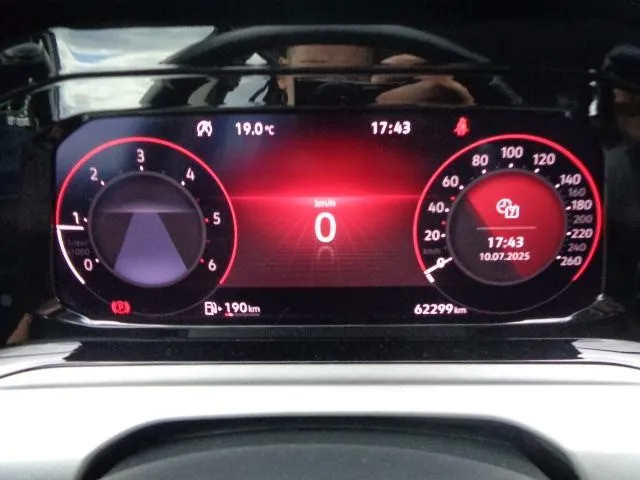 vw golf 8 2,0 tdi; hr auto; 60 tkm; virtual; pdc; line assist; u pdv-u - slika 16