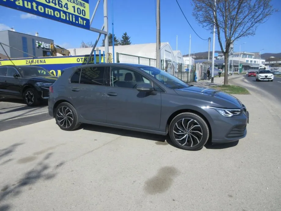 vw golf 8 2,0 tdi life,115ks,navi,rik.kamera,led,virtual,toop stanje,. - slika 3
