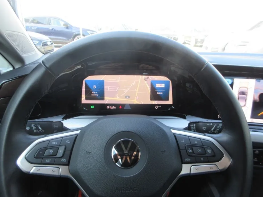 vw golf 8 2,0 tdi life,115ks,navi,rik.kamera,led,virtual,toop stanje,. - slika 13